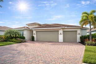 14715 Kelson Cir in Naples, FL - Building Photo
