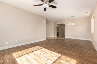 10625 E Knowles Ave in Mesa, AZ - Building Photo - Building Photo