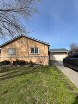 7514 21st Street in Sacramento, CA - Building Photo