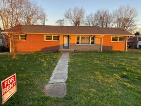 104 Stewart Dr in Smyrna, TN - Building Photo