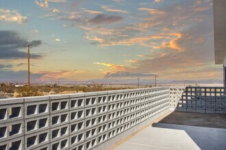 66050 Cottonwood Dr in Joshua Tree, CA - Foto de edificio - Building Photo