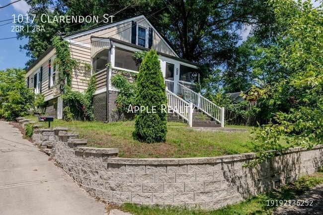 property at 1017 Clarendon St