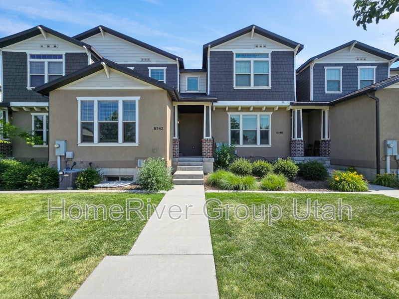 5342 W Hampstead Ln in West Valley City, UT - Building Photo