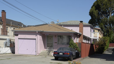 3685-3693 Maybelle Way in Oakland, CA - Building Photo - Building Photo