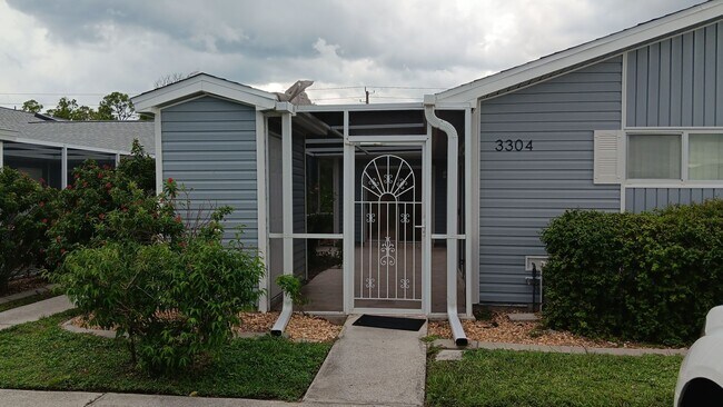 3300 Loveland Blvd-Unit -3300 Loveland Blvd Unit 3304 in Port Charlotte, FL - Building Photo - Building Photo