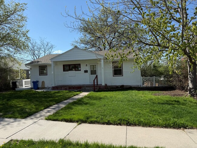 property at 25 St Charles St