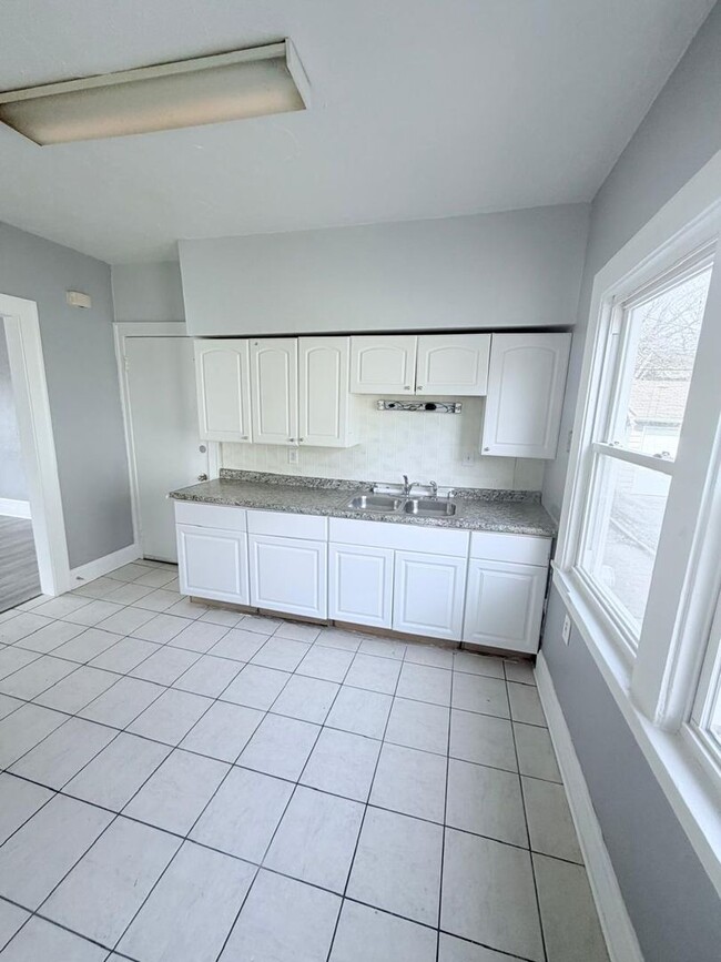 3341 Desota Ave in Cleveland Heights, OH - Building Photo - Building Photo