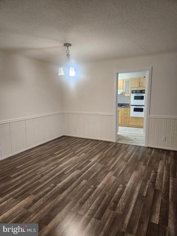 property at 307 Yoakum Pkwy