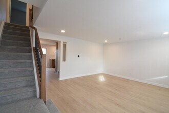 5004 E Hinsdale Pl in Centennial, CO - Building Photo - Building Photo