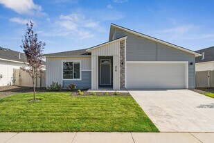 216 Idalou Wy in Caldwell, ID - Building Photo