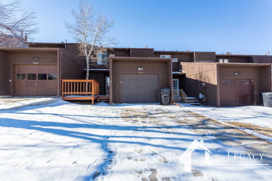 1925 Eastbrook Ave in Casper, WY - Building Photo