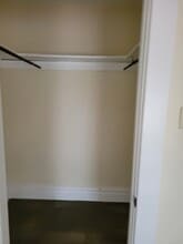 410 Maple St, Unit 410 up in Marietta, OH - Building Photo - Building Photo