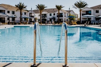 Park West at Stockdale River Ranch in Bakersfield, CA - Foto de edificio - Building Photo