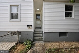 32 Willis Ave in Cherry Hill Township, NJ - Building Photo