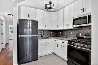 596 E 164th St in Bronx, NY - Building Photo - Building Photo
