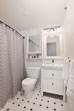 534 Beacon St, Unit 501 in Boston, MA - Building Photo - Building Photo