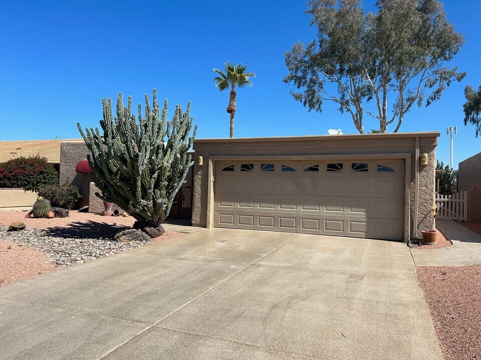 9348 E Sun Lakes Blvd N in Sun Lakes, AZ - Building Photo