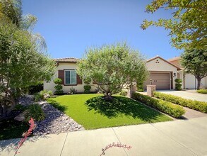 33195 Barmetta Ln in Temecula, CA - Building Photo - Building Photo
