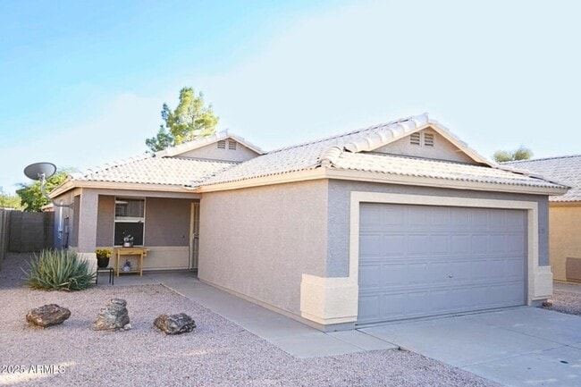 property at 1825 W Renaissance Ave