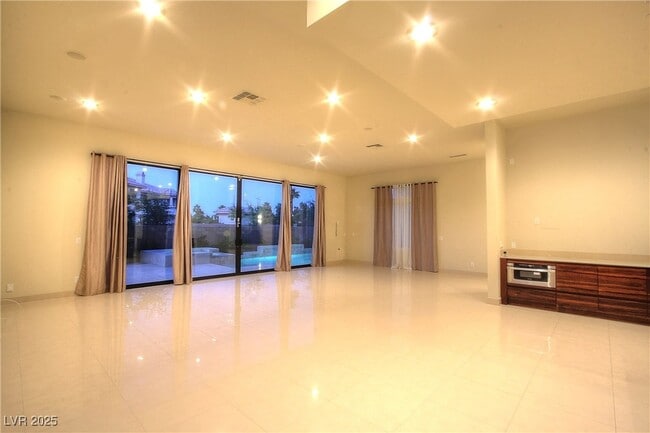 property at 7526 Yonie Ct