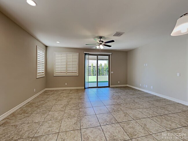 21982 N 98th Dr in Peoria, AZ - Building Photo - Building Photo