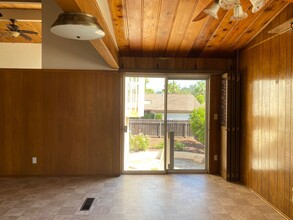 5631 Morro Way in La Mesa, CA - Building Photo - Building Photo