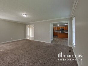4609 Clairmont Dr in Columbus, IN - Building Photo - Building Photo