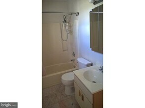 54 Freedom Trail in New Castle, DE - Building Photo - Building Photo