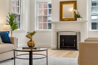 43 Linnaean St in Cambridge, MA - Building Photo - Building Photo