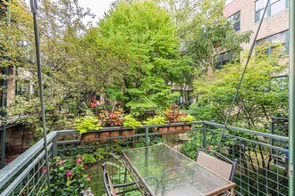 601 Linden Pl in Evanston, IL - Building Photo - Building Photo