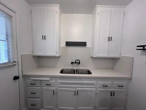 5279 E The Toledo in Long Beach, CA - Building Photo - Building Photo