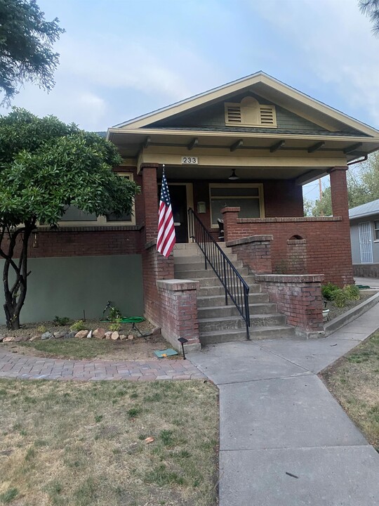 233 Park Ave in Prescott, AZ - Foto de edificio