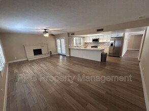 7848 E Vía Sonrisa in Scottsdale, AZ - Building Photo - Building Photo