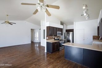 909 E Harwell Rd in Phoenix, AZ - Building Photo - Building Photo