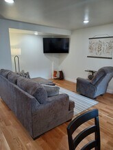 512 Farnam St, Unit New Home Utilities Incl in La crosse, WI - Building Photo - Building Photo