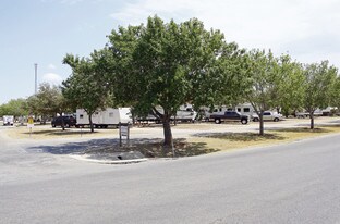 Countryside Mobile Home & RV Park Apartamentos