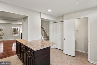 7000 Ducketts Ln in Elkridge, MD - Building Photo - Building Photo