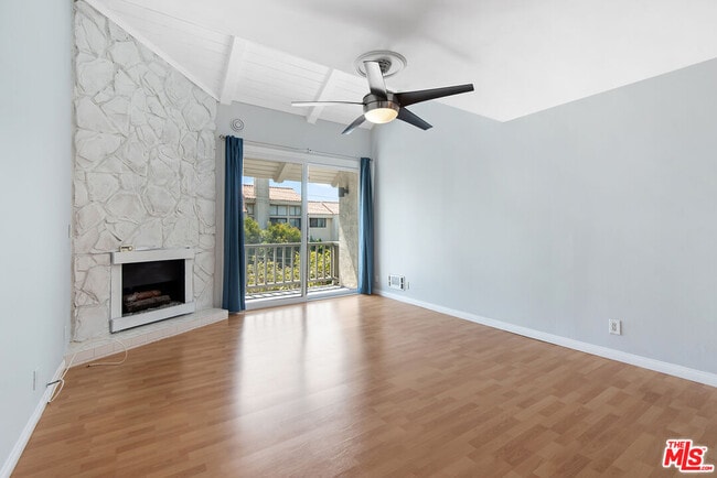 8740 Tuscany Ave in Los Angeles, CA - Building Photo - Building Photo