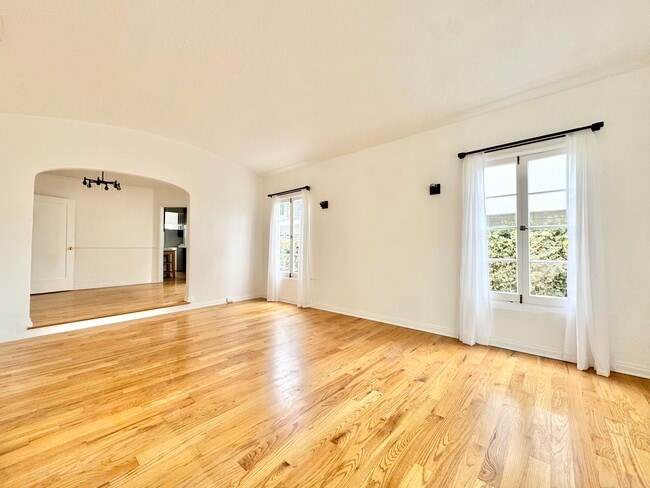 property at 1450 S Wooster St