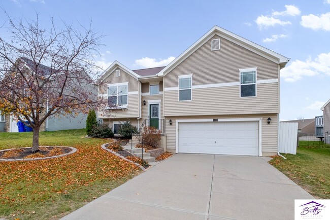 property at 1410 N 208th St