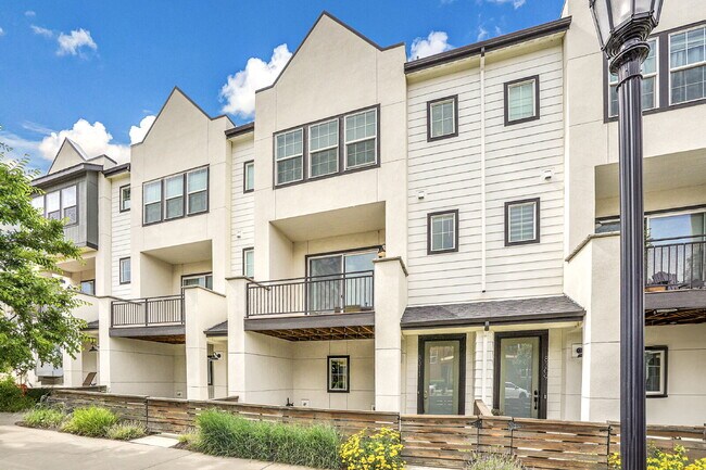 8311 Parkland St in Broomfield, CO - Building Photo - Building Photo