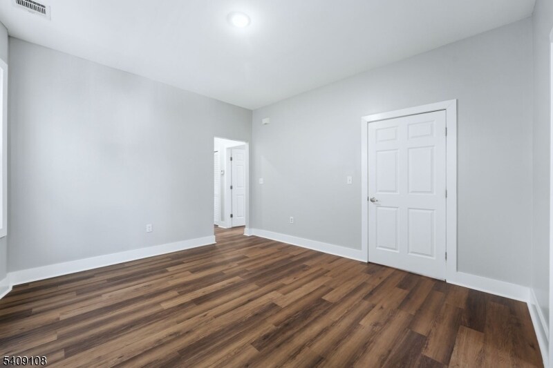 913 S 18th St in Newark, NJ - Building Photo