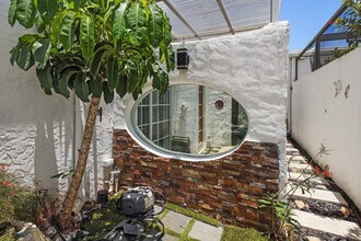 6590 Fountains Cir in Greenacres, FL - Building Photo - Building Photo