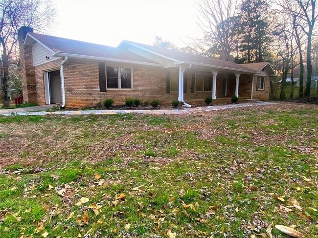 4135 Matt Hwy in Cumming, GA - Building Photo - Building Photo