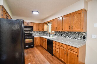 602 E 57th St in Sioux Falls, SD - Building Photo - Building Photo