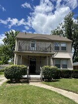 1909 Kensington Rd in Toledo, OH - Building Photo