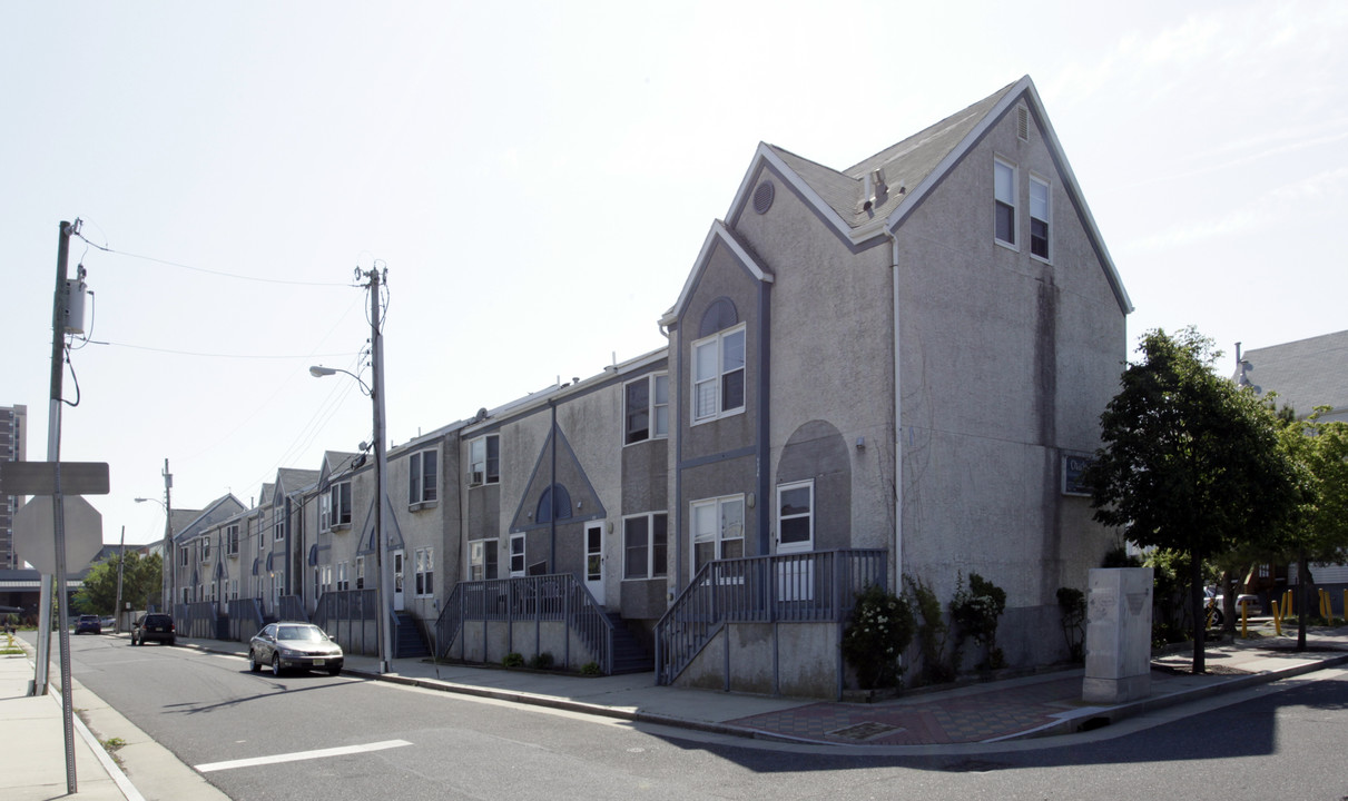 Charles Drew Court Apartments in Atlantic City, NJ - Building Photo