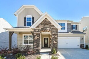 6295 Fairfax Ct in Maiden, NC - Building Photo