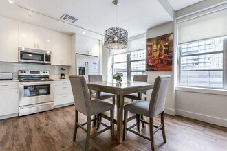 1111 Tulane Ave in New Orleans, LA - Building Photo - Building Photo