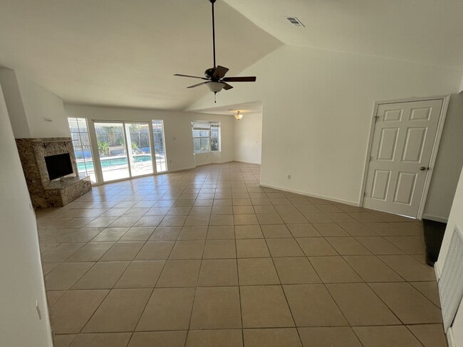 3617 Charles Dr in Chalmette, LA - Building Photo - Building Photo